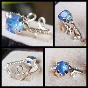 💙 "Ocean Delight" Swarovski Crystal Ring Blue Round Adjustable Silver Wire
